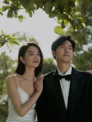 点击看大图 -至臻微拉婚纱摄影