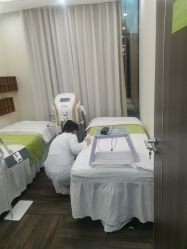 -凡碧诗毛孔清洁收细