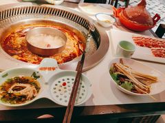 -晓宇重庆火锅(赛格国际购物中心店)