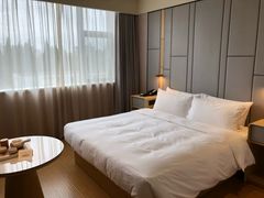-全季酒店(上海徐家汇宜山路店)