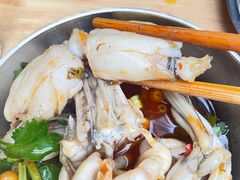 老铁锅秘制美蛙-鸿顺老铁锅美蛙鱼府(解放碑店)