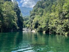 -石台牯牛降景区