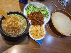 -满园烤鸭·春饼(太原街万达店)