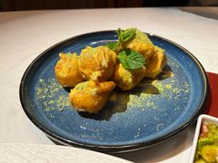 -荟廷·晶萃(陆家嘴尚悦湾店)