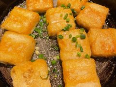 -临街徽菜馆·正宗黄山味