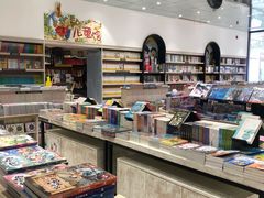 -钟书阁(群光广场店)
