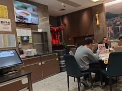 -香港新发烧腊茶餐厅(水围店)