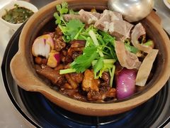 -胡须佬鸡煲四季火锅店(石厦西村直营店)