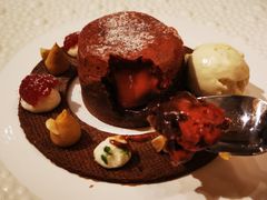 熔岩巧克力蛋糕-福楼法餐厅FLO