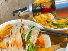 -螺小胖柳州螺蛳粉(钟楼总店)