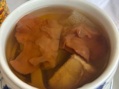 泉水竹笙菌菇汤-宁波状元楼酒店(和义路店)
