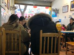 大堂-海汇源老烧麦店(东大街总店)