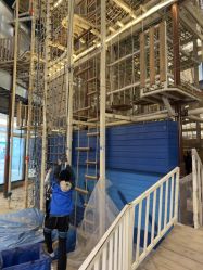 -PIPIKINGDOM皮皮王国欢乐号(欢乐海岸购物中心店)