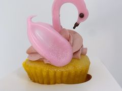 小芭蕾火烈鸟柠檬纸杯蛋糕-派悦坊·甜品·蛋糕(日坛店)