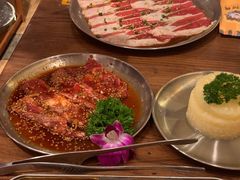 -明洞阿姨·韩式酱蟹烤肉·创意料理(三元桥店)