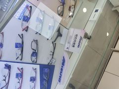 -上海大学附属上海和平眼科医院