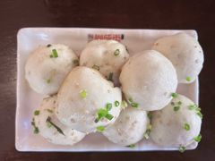 招牌鲜肉生煎-常盛香生煎·酸辣汤.无锡老字号玉兰饼(新生路店)