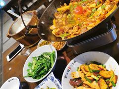 -富正毅三下锅(体育馆店)