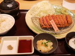 -牛カツ京都勝牛(河原町蛸薬師店)