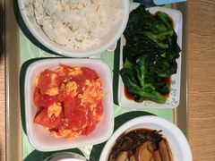 -老乡鸡(上海品尊国际中心店)