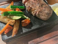 -Erman岩烧牛排(虹桥南丰城店)