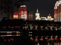 -万绿园