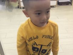 -小小王国亲子游泳俱乐部(锦辉中心)