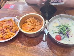 芝士拉面炒年糕-优壹佳·延边朝鲜族料理(中山北路店)