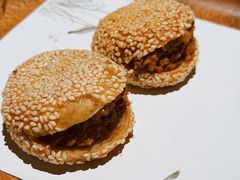 肉沫芝麻烧饼-四季民福烤鸭店(王府井东安门店)