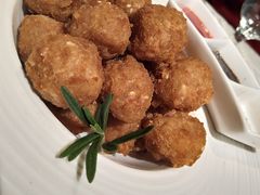 干炸小丸子-四季民福烤鸭店(王府井灯市口店)
