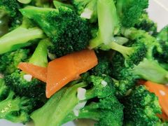 -东北四季饺子王(华山路店)