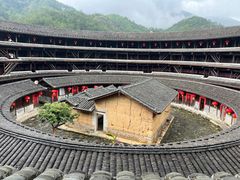 -初溪土楼群