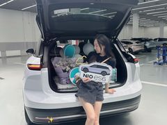 -蔚来体验中心(北京亦庄店)