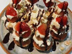 草莓忌廉华夫饼-BE BRIGHT KITCHEN(正佳广场店)