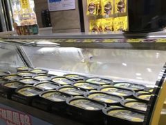 -周黑鸭(珠海香洲区摩尔广场店)