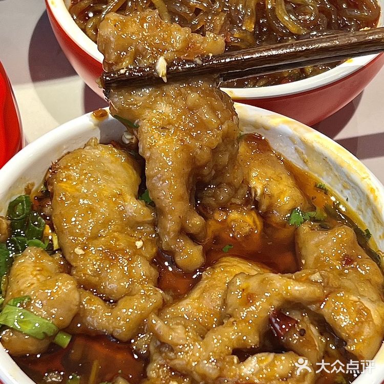 成都这家火锅越吃越喜欢!为了味道每次心甘情愿排队!