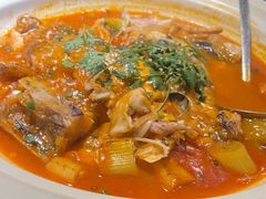 -魏铭鱼头捞饭(晋阳路店)