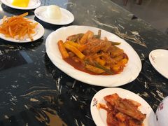 辣白菜炒年糕-桃园中华料理炸酱面(燕儿岛路店)