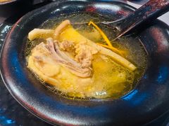 -芸山季·云南山珍菌火锅(人民广场来福士店)