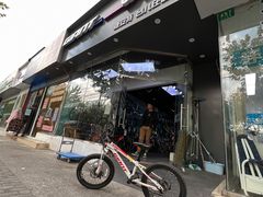 -GIANT捷安特自行车专卖店(金桥台儿庄路店)