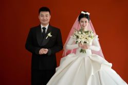 -拾年·定制婚纱摄影