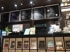 -钟书阁(群光广场店)