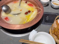 -阿婆情腊排骨火锅·野生菌季(古城旗舰店)