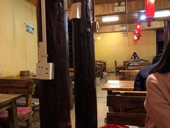 -小锅巴纳西餐厅
