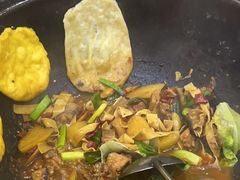 -曹丞相·地锅鸡·地锅鱼(武林店)