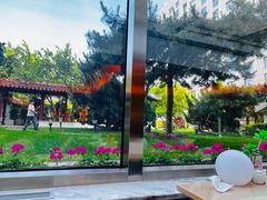 -亮马河饭店翠雅咖啡厅