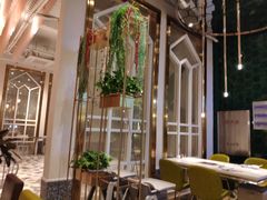 -红樱桃·欢乐餐厅(太原里店)
