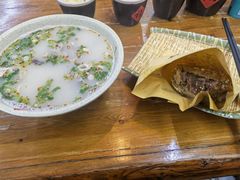 烧饼夹牛肉-豫石记羊汤(北苑店)