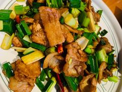 -云海肴·汽锅鸡·云南菜(天山百盛优客店)