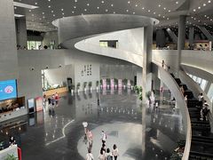-柳州白莲洞洞穴科学博物馆